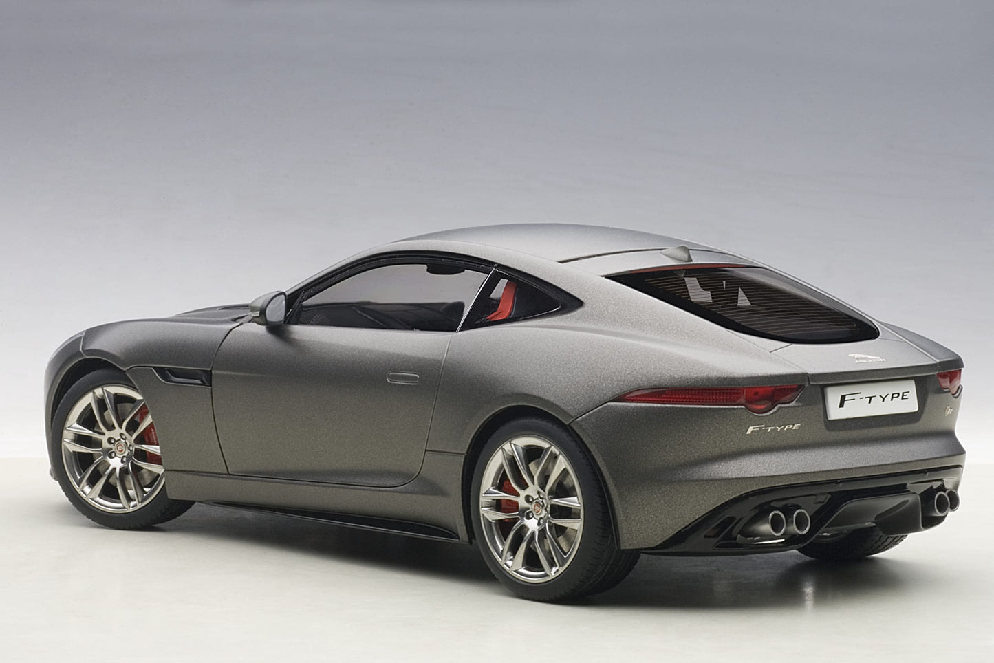 Jaguar F‑Type R Coupé – 2015 – Matt Grey – AUTOart