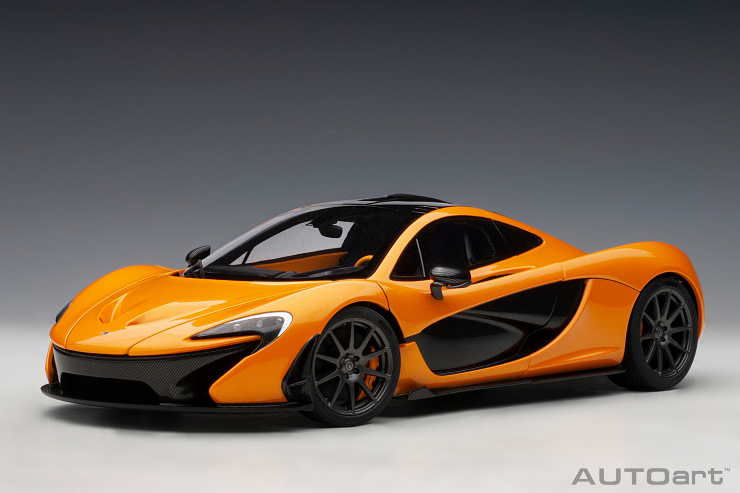 McLaren P1 – 2013 – Papaya Spark – Autoart