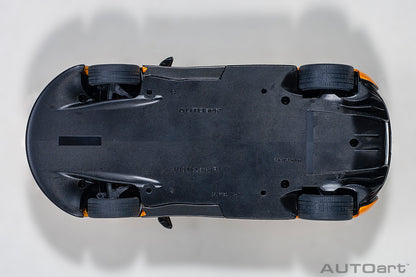 McLaren P1 – 2013 – Papaya Spark – Autoart