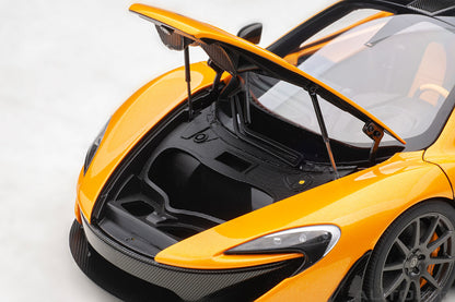 McLaren P1 – 2013 – Papaya Spark – Autoart