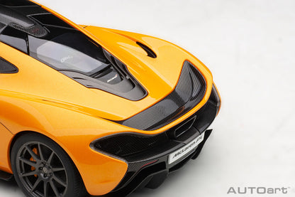 McLaren P1 – 2013 – Papaya Spark – Autoart