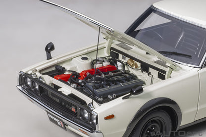 Nissan Skyline 2000 GT‑R (KPGC110) – 1973 – White – Autoart