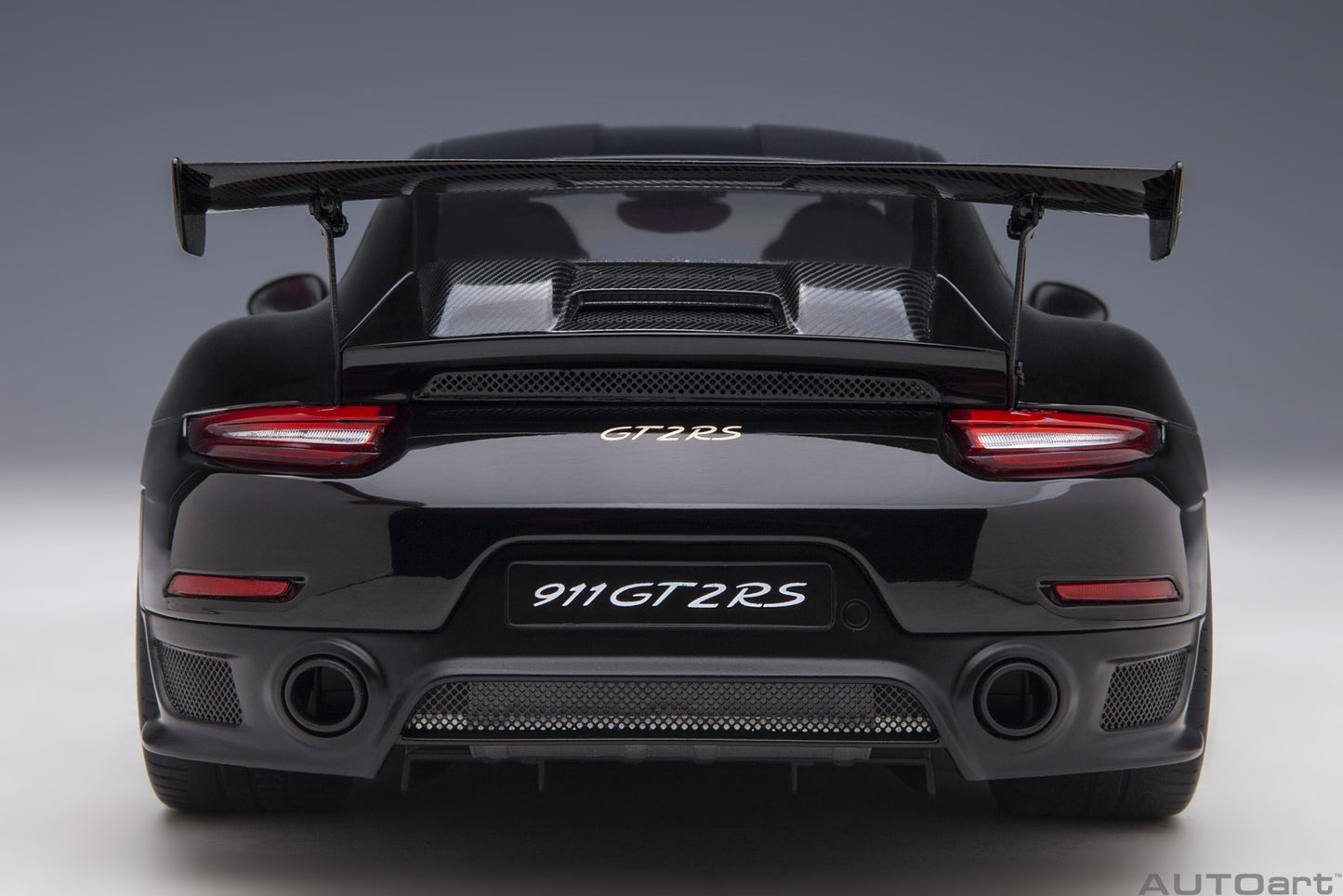 Porsche 911 (991.2) GT2 RS Weissach Package – 2017 – Black – AUTOart