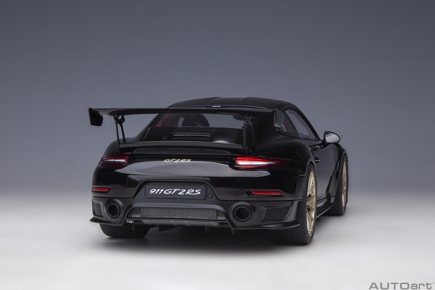Porsche 911 (991.2) GT2 RS Weissach Package – 2017 – Black – AUTOart