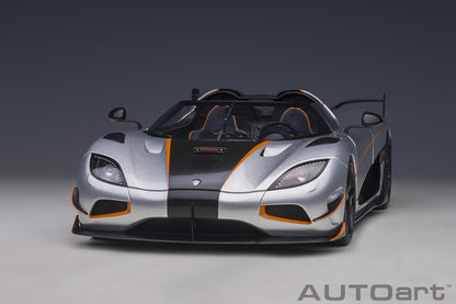 Koenigsegg Agera RS – 2015 – Moon Silver/Carbon s narandžastim akcentima – AUTOart