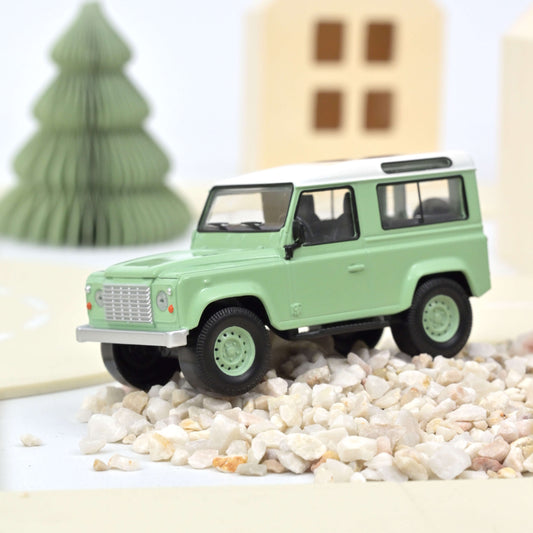 Land Rover Defender 1995 – Green & White – Norev Jet‑Car