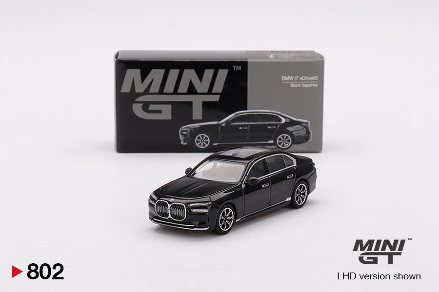BMW i7 xDrive60 – Black Sapphire – MiniGT