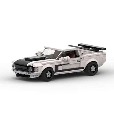Ford Mustang BOSS model - pogled spred