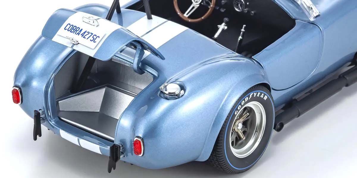 Shelby Cobra 427 S/C Spider 1962 Light Blue-White