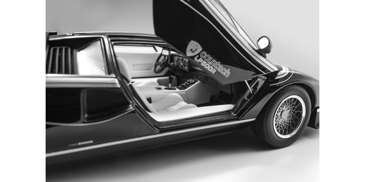 Lamborghini Countach LP500R Black-White