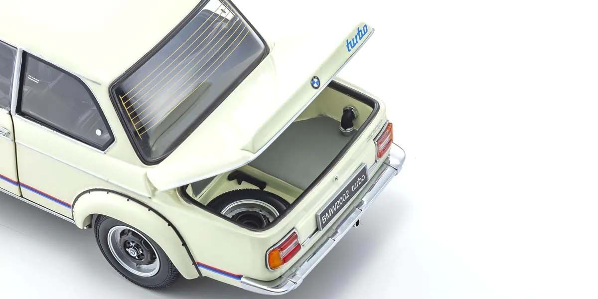 BMW 2002 Turbo 1974 White