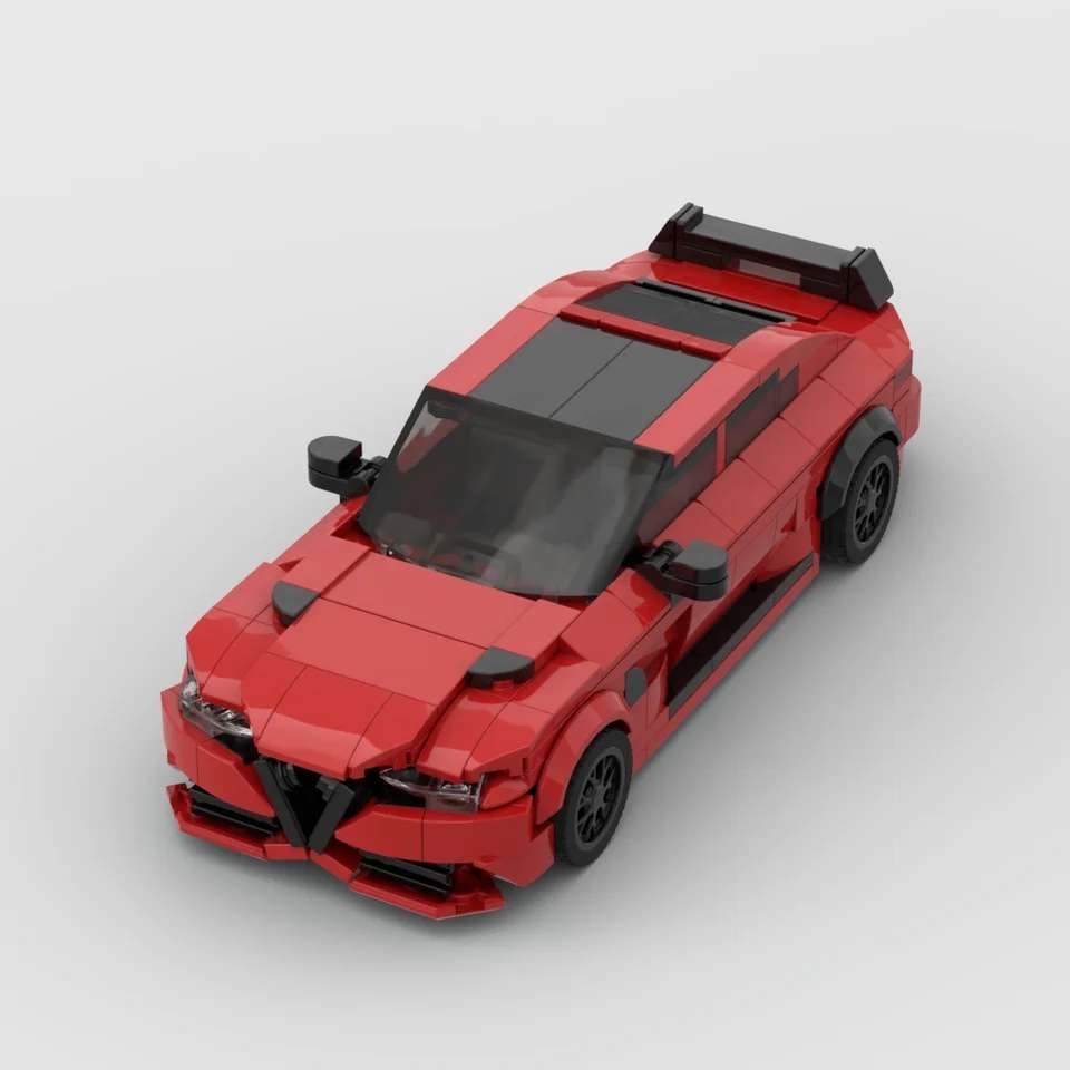 Alfa Romeo Giulia GTA Quadrifoglio model za sklapanje, prednji pogled.