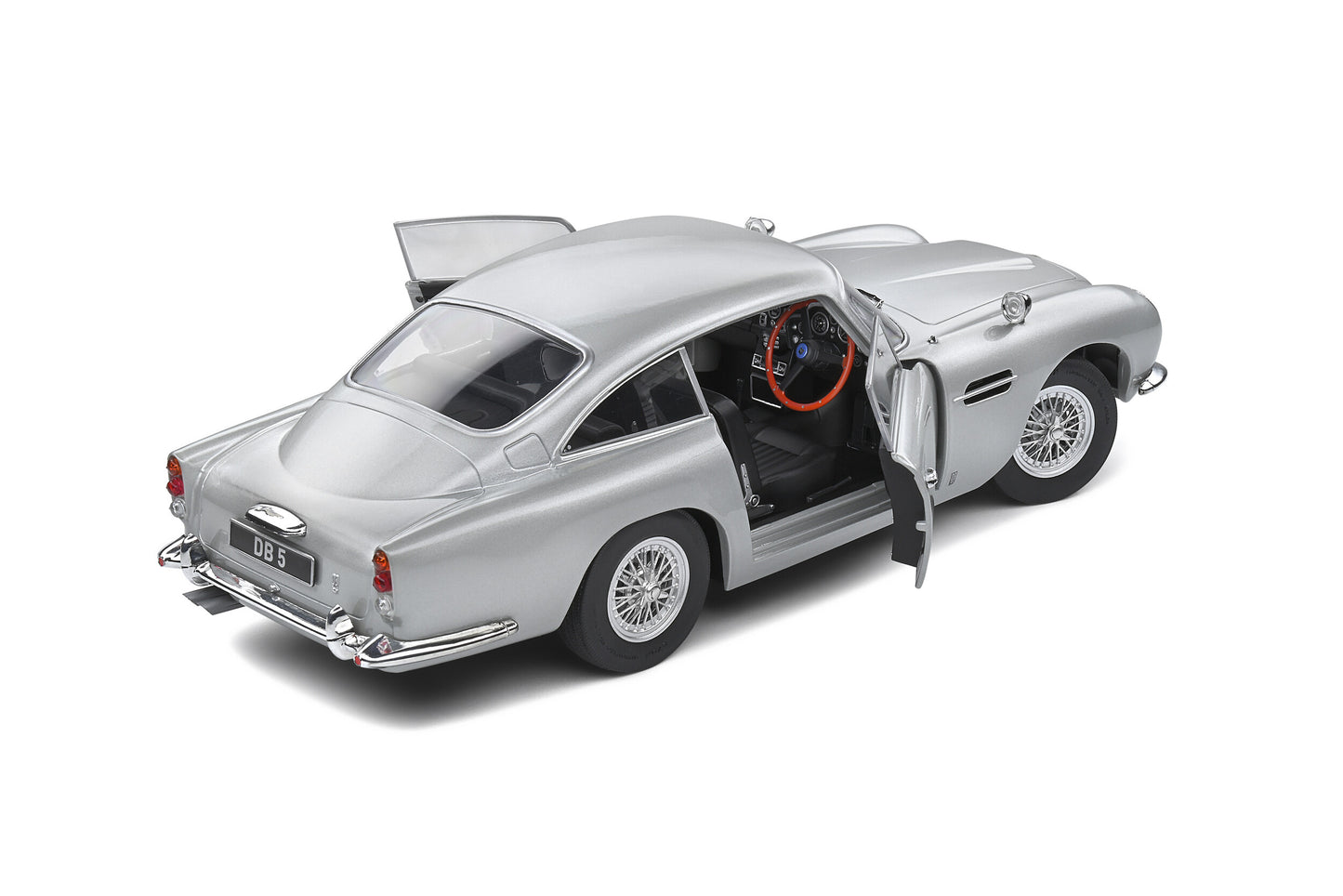 Aston Martin DB5 – Silver Birch – 1964 (1:18)