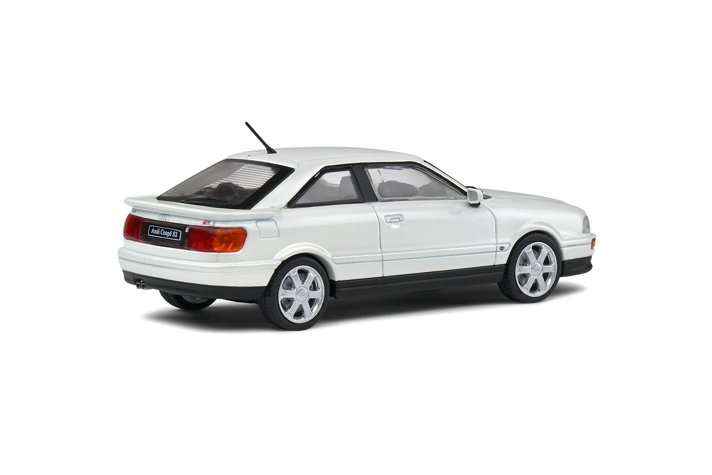 Audi Coupe S2 Pearl White 1992 1:43 Solido
