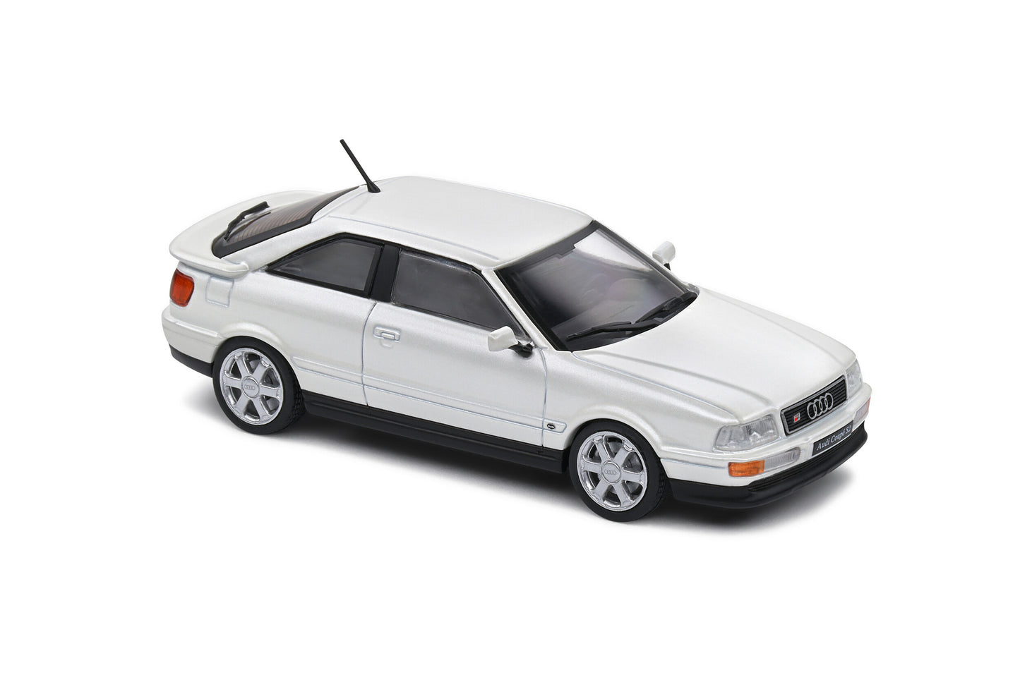 Audi Coupe S2 Pearl White 1992 1:43 Solido