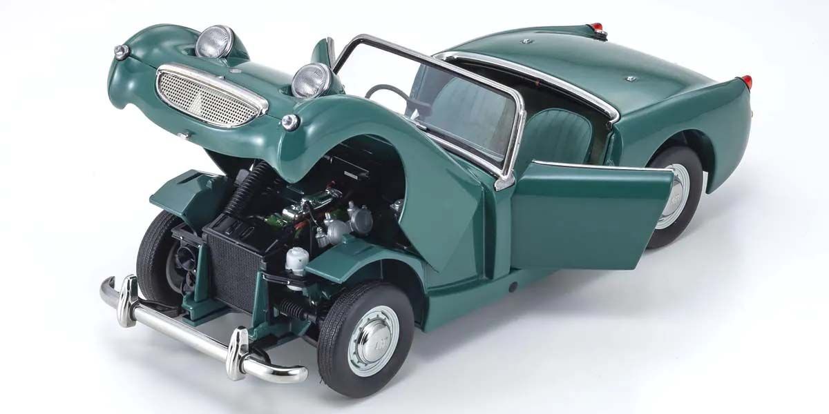 Austin Healey Sprite 1958 Leaf Green – otvorena hauba i vrata