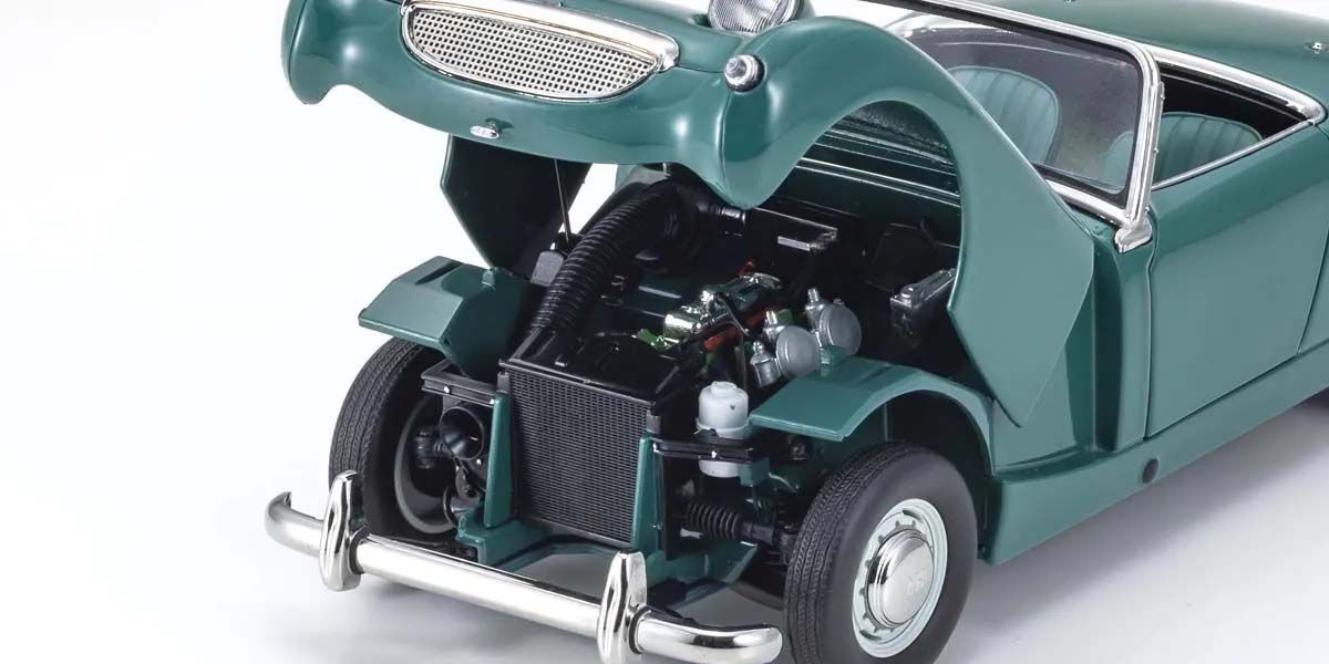 Austin Healey Sprite 1958 Leaf Green – detalj sa haube