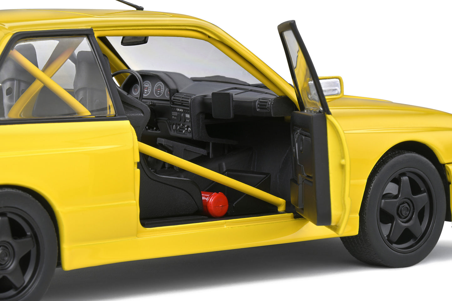 BMW E30 M3 – Dakar Yellow “Street Fighter” – 1990 – 1:18 | Solido