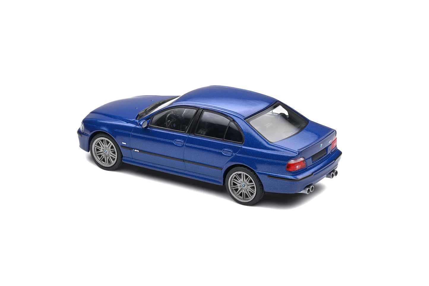 BMW M5 E39 – Estoril Blue – 2000 Solido