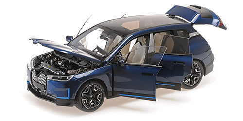 BMW iX 2022 Blue Metallic - Prikaz sa otvorenim vratima