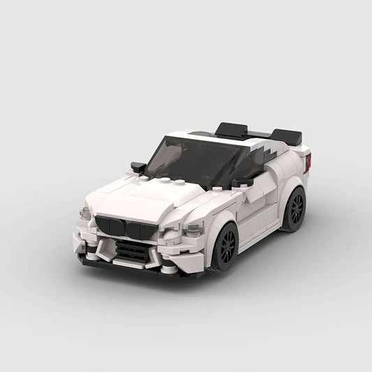 BMW M2 F87 - Prednji pogled sastavljenog modela