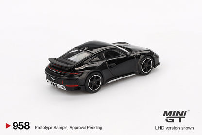 Porsche 911 Dakar crna 1:64 Mini GT