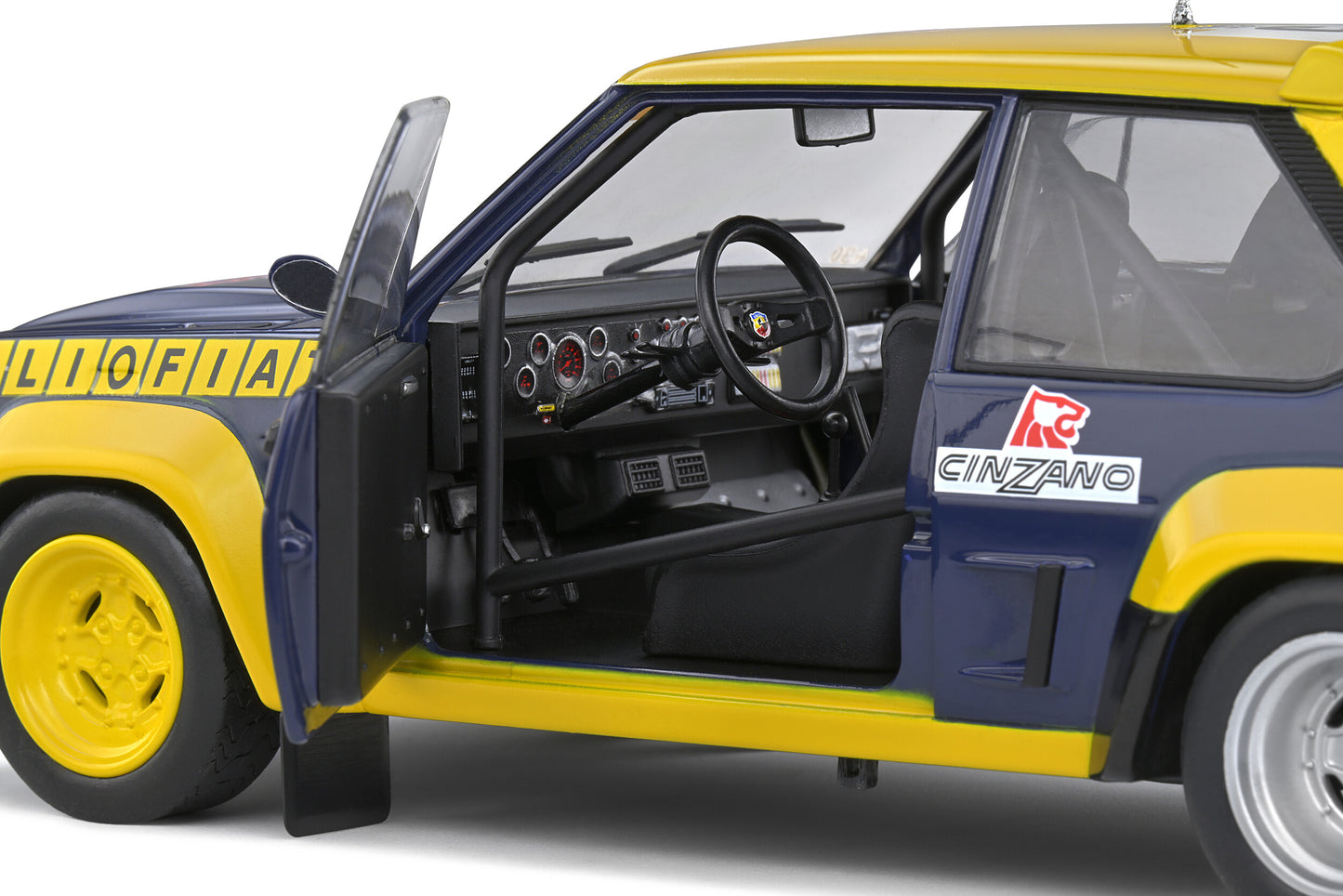 Fiat 131 Abarth – Tour de Corse – 1977 – #5 Darniche/Mahé – 1:18 – Solido