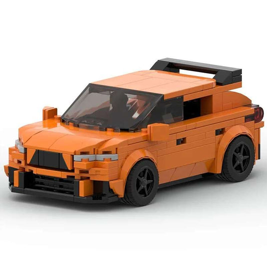  Prednji pogled na Ford Focus RS autić na sklapanje.