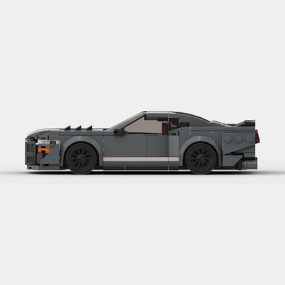 Ford Mustang Shelby GT500 - pogled sa strane