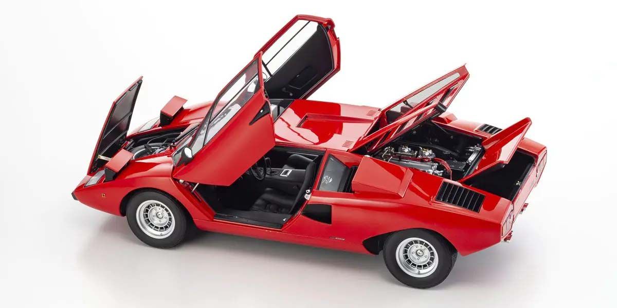 Lamborghini Countach LP400 1974 Red – top view with open doors