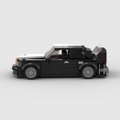 Mercedes-Benz 190E Black/White - Pogled sa strane
