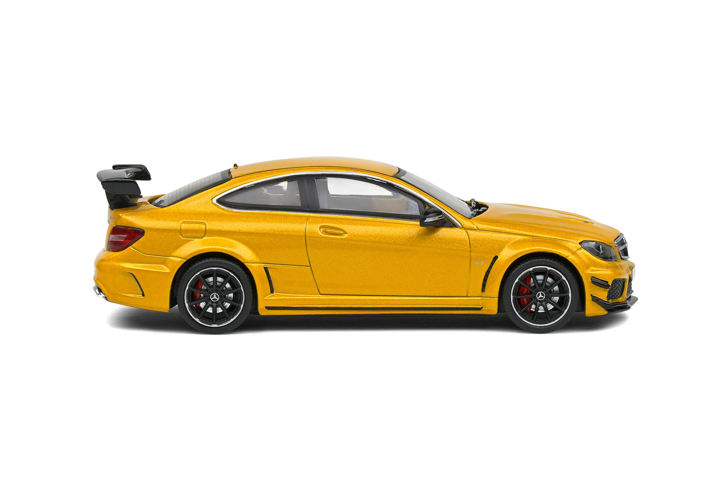 Mercedes-Benz C63 AMG Black Series – SolarBeam Yellow – 2012 (1:43)