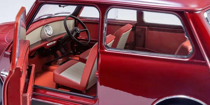 Morris Mini Minor Cherry Red - Detalj vozačevih vrata