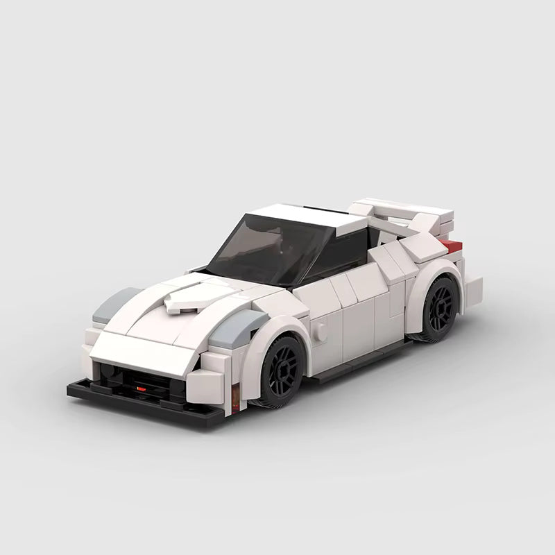 Nissan 350Z model na sklapanje - prednji pogled.