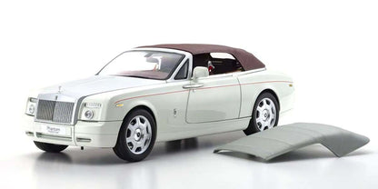 Rolls-Royce Phantom Drophead Coupé 2007 English White sa stavljenim krovom