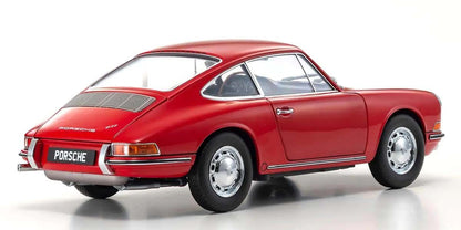 Porsche 911 2.0 (901) 1964 Signal Red zadnji pogled – Detalji zadnjeg dela automobila.