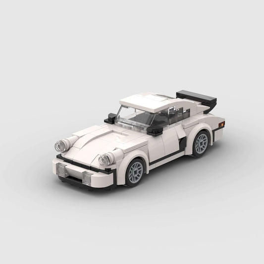 Prednji pogled na Porsche 911 Classic White autić na sklapanje
