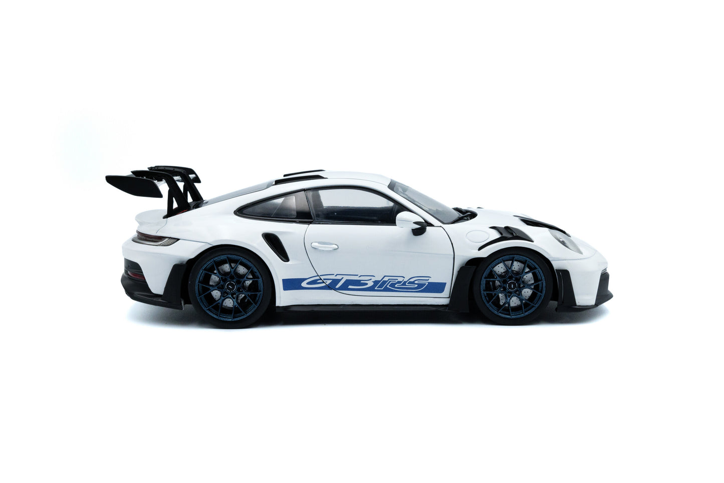 Porsche 911 GT3 RS bela sa plavim prugama 2024 1:18 Solido