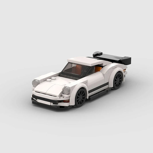 Porsche 911 Turbo - napred