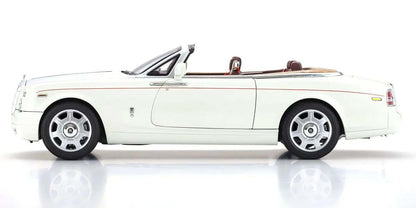 Bočni pogled na Rolls-Royce Phantom Drophead Coupé 2007 English White, metalni model