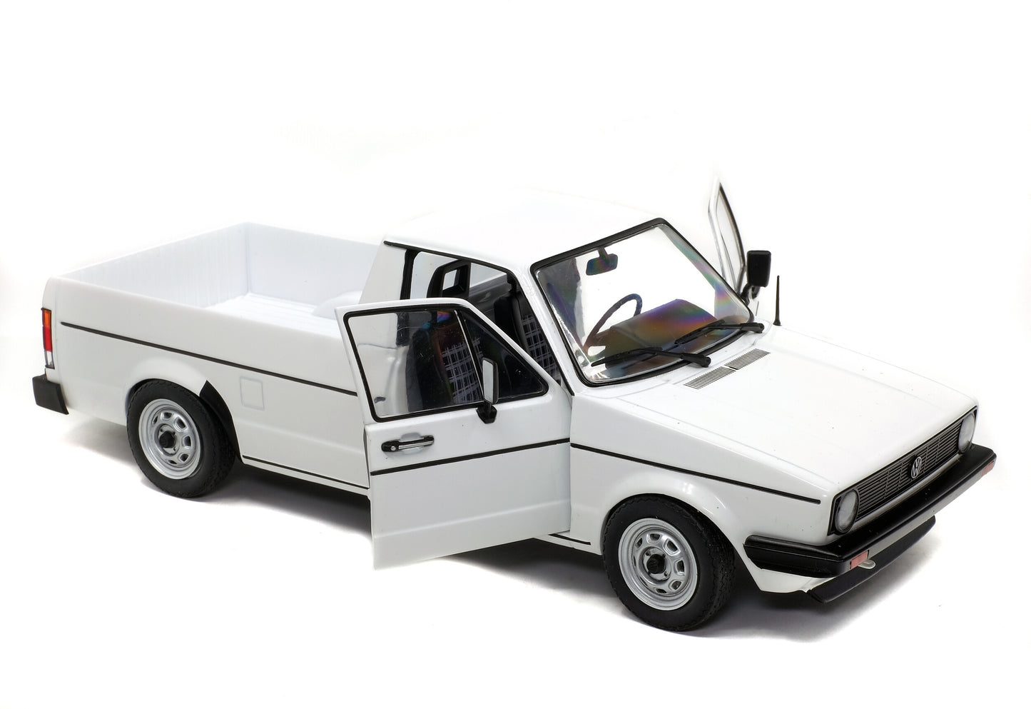 Volkswagen Caddy Mk1 – White – 1982 – 1:18 – Solido