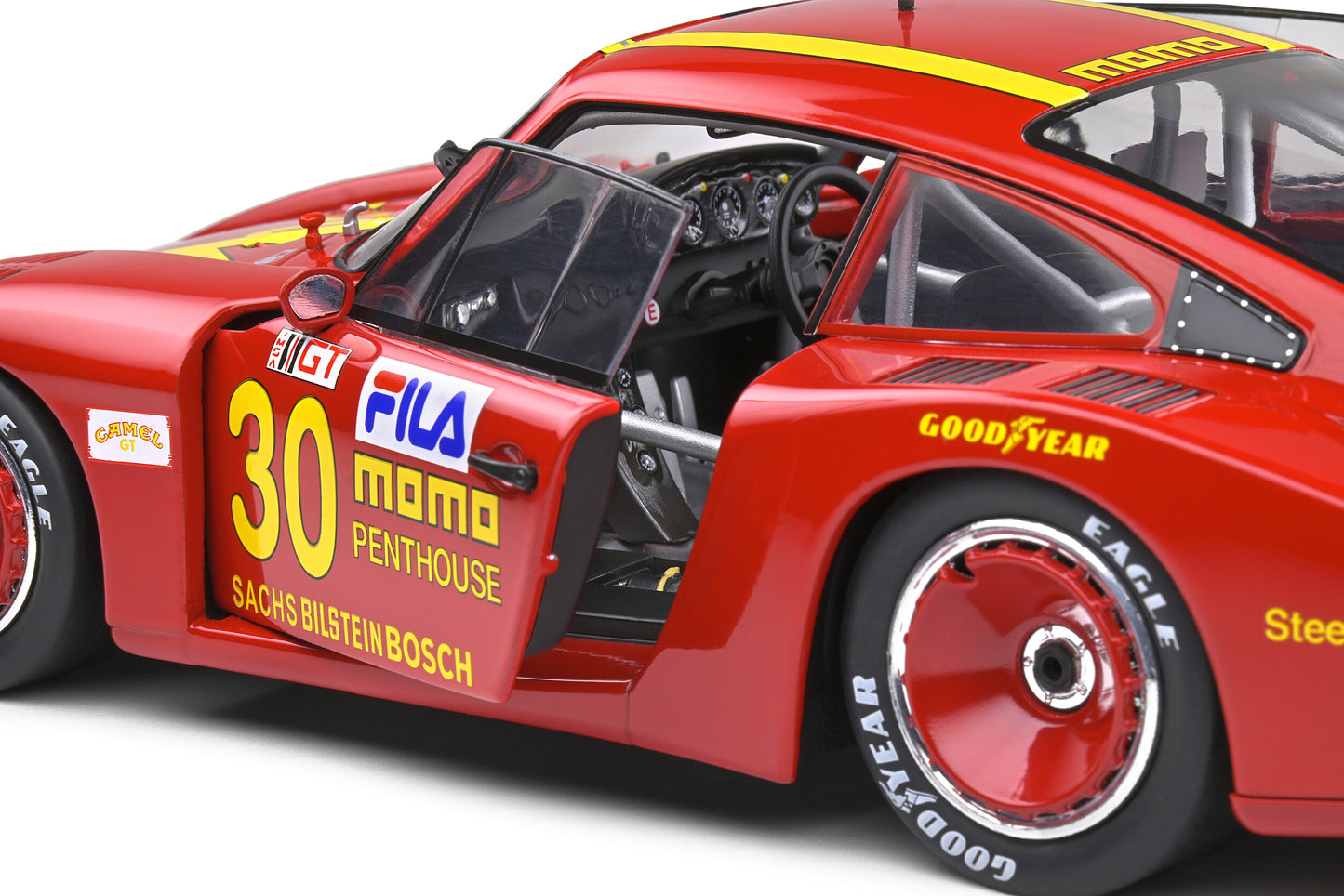 Porsche 935 Moby Dick – 24H Le Mans 1982 – #70 Moretti – 1:18 – Solido
