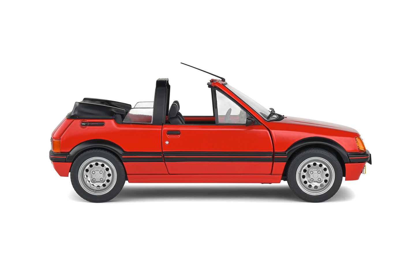 Peugeot 205 CTI – Rouge Vallelunga – 1986 – 1:18 – Solido