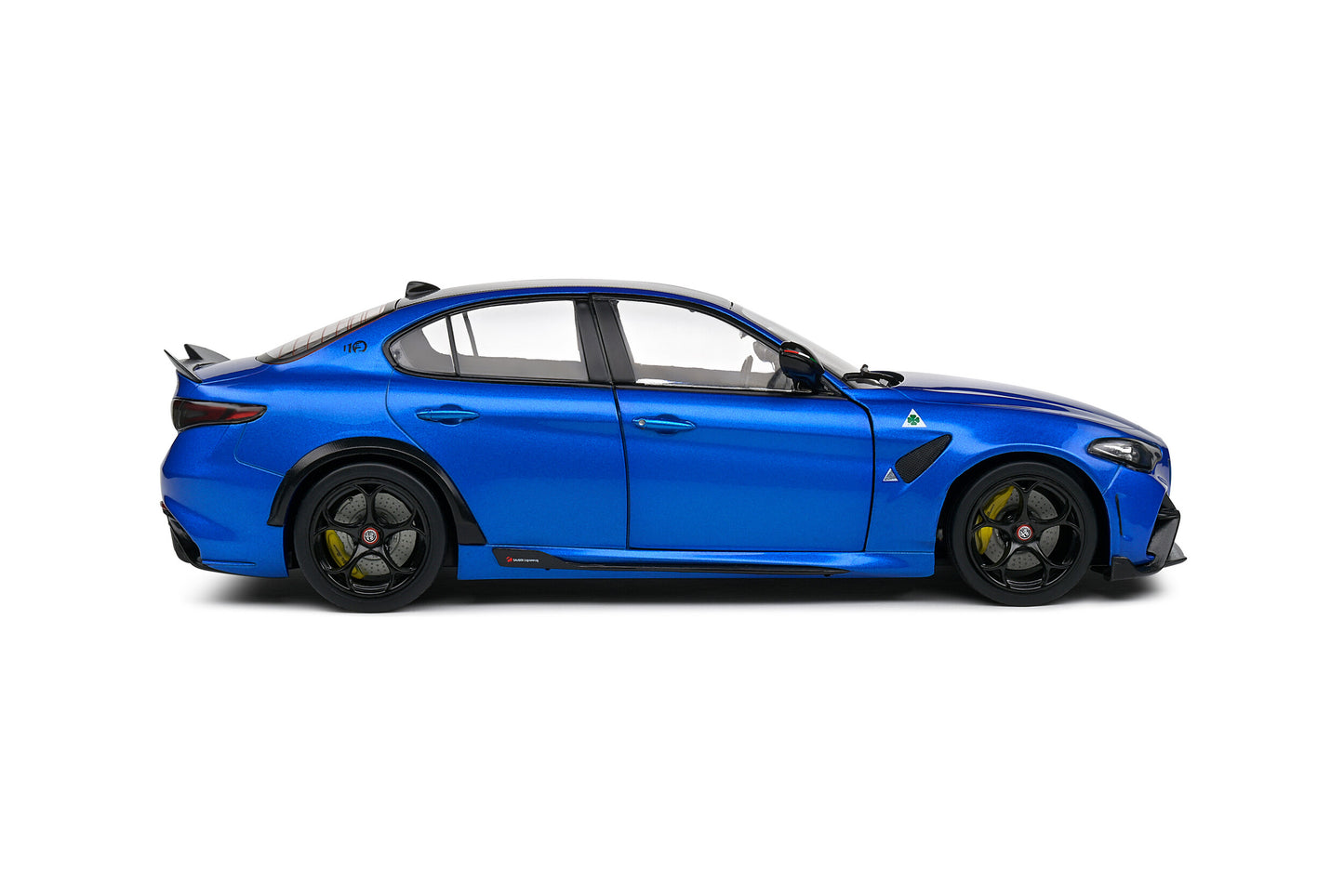 Alfa Romeo Giulia GTA – 2022 – Anodized Blue – 1:18 – Solido
