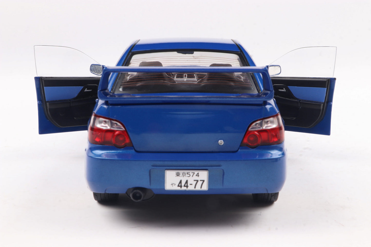 Subaru Impreza WRX STI Sonic Blue 2003 1:18 Solido
