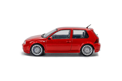 Volkswagen Golf IV R32 – 2003 – Black Magic – 1:43 – Solido